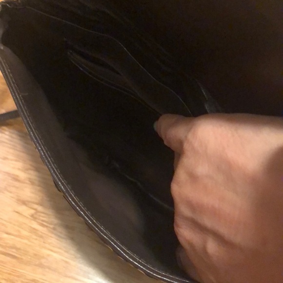 Vintage dark brown snakeskin crossbody bag. - Picture 7 of 9